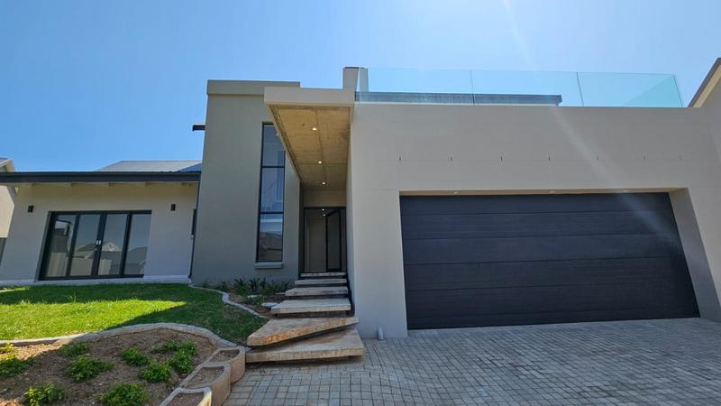 3 Bedroom Property for Sale in Outeniquasbosch Western Cape